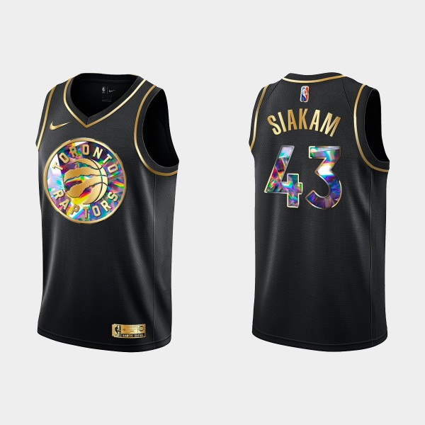 NBA Toronto Raptors Trikot Pascal Siakam 43 Nike 2021-22 Schwarz Golden Edition 75th Anniversary Diamond Swingman - Herren NBA Toronto Raptors Trikot Pascal Siakam 43 Nike 2021-22 Schwarz Golden Edition 75th Anniversary Diamond Swingman - Herren